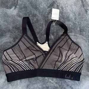 Lululemon awake to lace bra